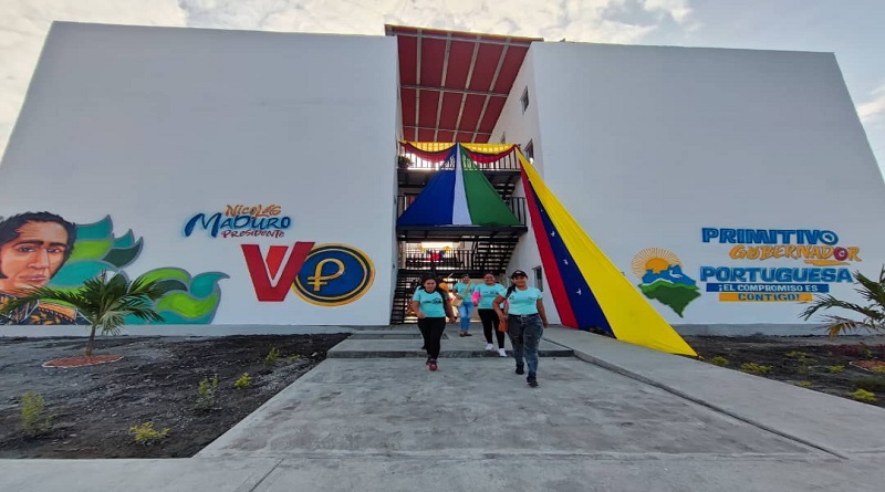 GMVV entrega viviendas dignas a familias de Portuguesa, Lara y Carabobo