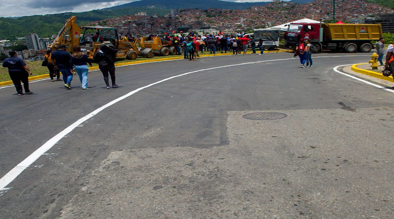 Recuperan 2.1 kilómetros de vialidad en parroquia San Agustín de Caracas