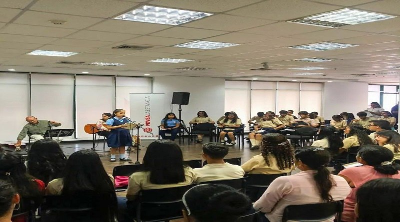 Estudiantes reciben reconocimientos en Taller de Poesía Juan Calzadilla en Zulia