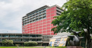 Impulsan proyectos de investigación en la UCV para fortalecer crecimiento del país