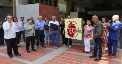 Biblioteca Nacional de Venezuela homenajeó a sus trabajadores por 190 aniversario