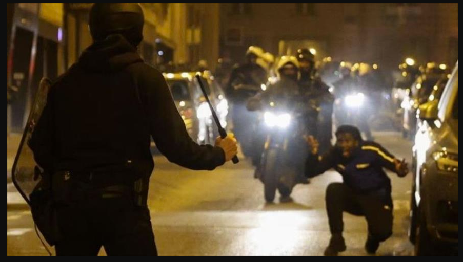 Macron muestra su doble rasero ante protestas en Francia e Irán