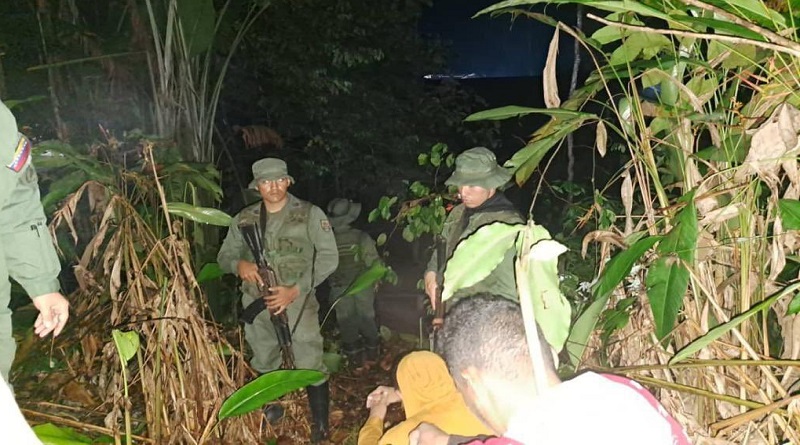 Desalojados mineros ilegales y desmanteladas viviendas clandestinas en parque nacional Yapacana