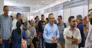 Presentan nuevas publicaciones en la Filven Zulia