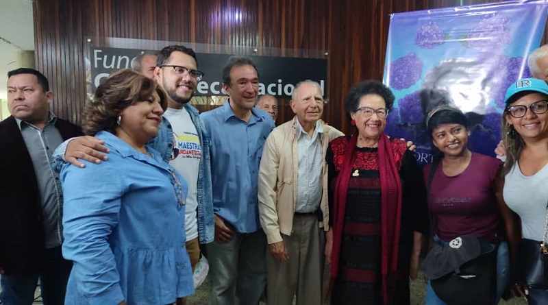 María León: documental “Hortensias para Inés” refuerza el compromiso con Chávez