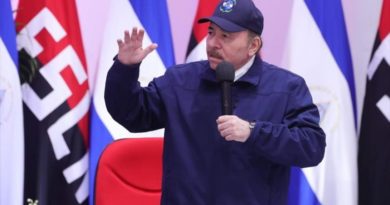 El presidente de Nicaragua, Daniel Ortega, habla durante un evento para conmemorar el 38 aniversario de la fundación del Ejército de Nicaragua en Managua (Foto agencias)