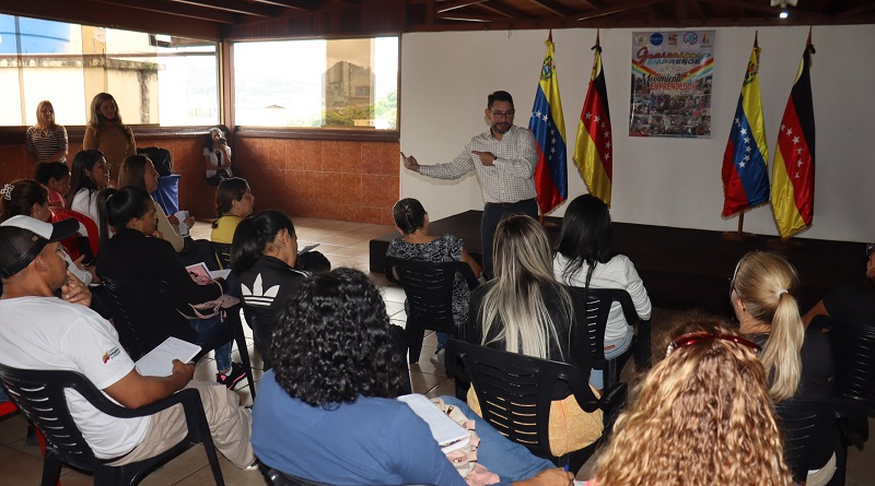 Escuela Municipal de Emprendimiento continúa formando a guaicaipureños