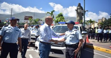 Entregan patrullas para brindar seguridad en zonas rurales del estado Miranda