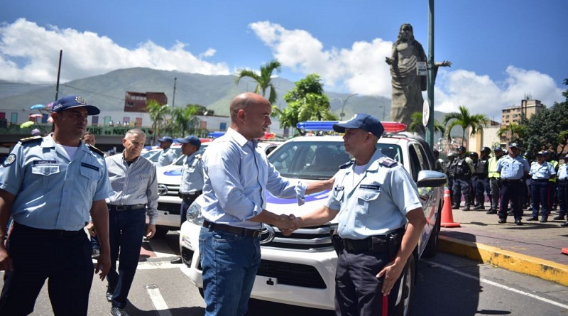 Entregan patrullas para brindar seguridad en zonas rurales del estado Miranda