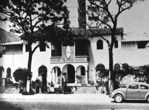 Quinta Teotiste, en la avenida Luis Roche, Altamira, Chacao, lugar que ocupa la sede del Celarg.