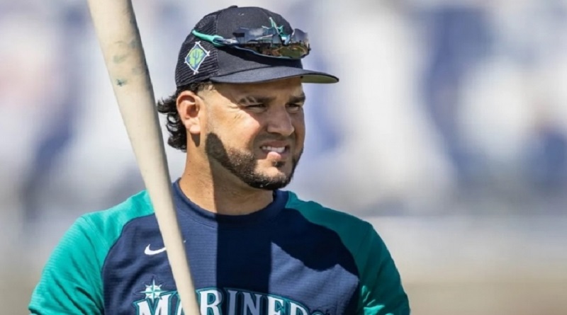 Eugenio Suárez guio triunfo de Seattle