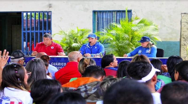 Bricomiles rehabilitan centros educativos en parroquias del estado Guárico