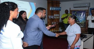 Entregan pensiones a jefes de casas de alimentación en Carabobo