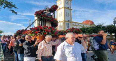 Feligreses honran al patrono Santo Domingo de Guzmán en Monagas