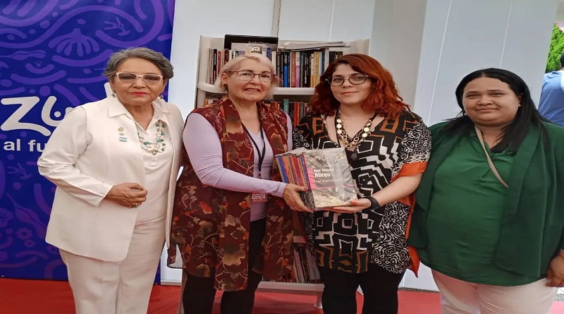 Venezuela dona libros a Biblioteca Nacional «Juan Ramón Medina» de Nicaragua