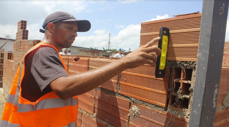 Avanzan trabajos de autoconstrucción de viviendas en Aragua