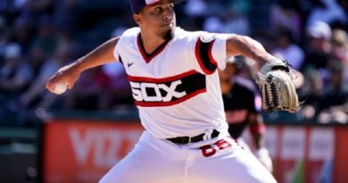 Edgar Navarro se convierte en el venezolano 468 que debuta en la MLB
