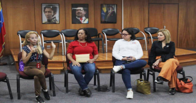 Foro "Barbie ¿Feminismo?" desmonta tasfondo de la película