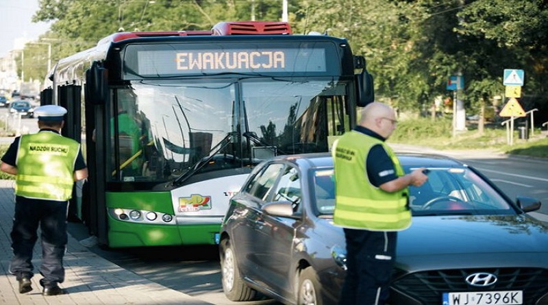 Evacúan residentes al este de Polonia tras hallazgo de bomba