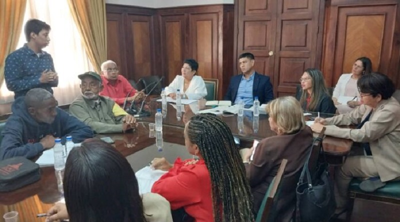 Entregan informe para traslado de Miguel de Buría al Panteón Nacional