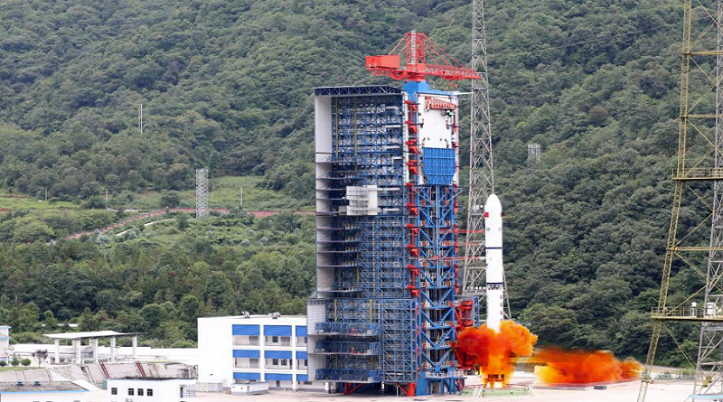 China lanza al espacio nuevo grupo de satélites