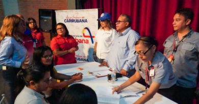 Consejos Comunales de Carirubana reciben tarjetas de débito del Banco Bicentenario