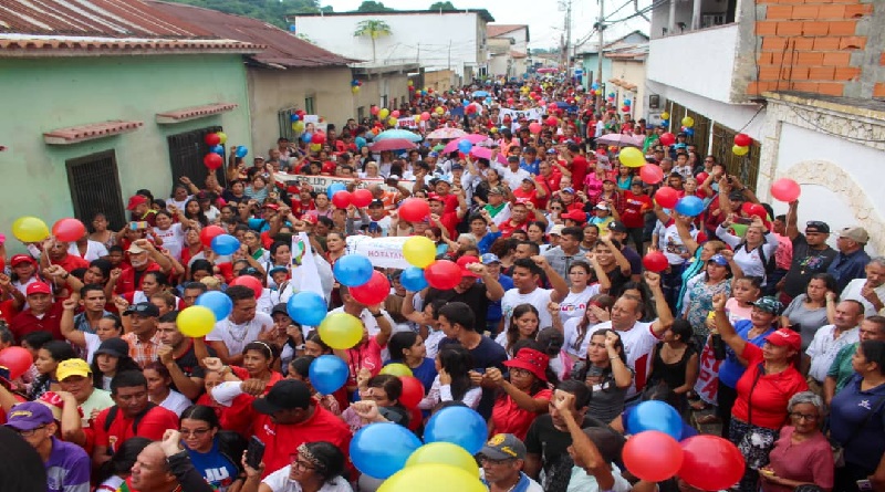 Poder Popular de Motatán enarbola tricolor nacional en defensa de la Patria