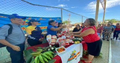 Distribuyen alimentos en diferentes estados del territorio nacional