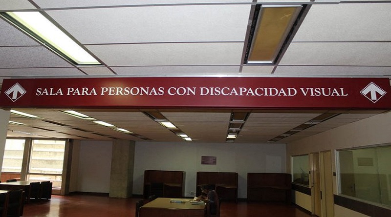 Celebran 14 años de sala de lectura para personas con discapacidad visual
