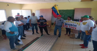 Bricomiles recuperan espacios en Escuela Primaria Bolivariana Tiraya en Falcón