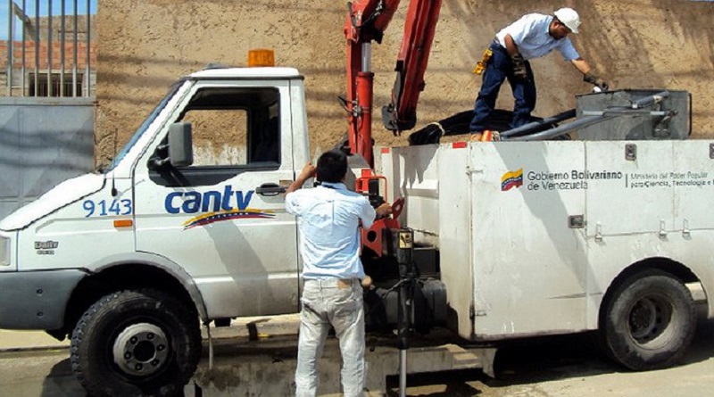 Cantv entrega Aba Ultra a familias del sector Santa Ana de Caracas