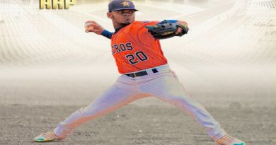 Prospecto Mauricio Maicán firma contrato con los Leones del Caracas