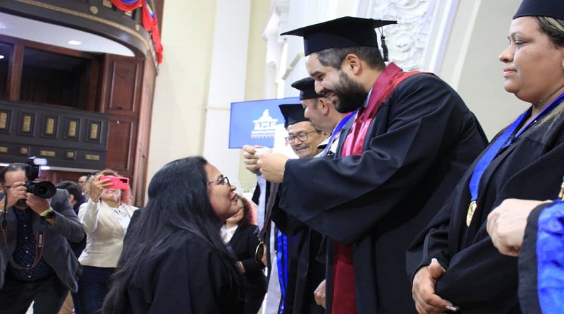 Entregan títulos a la Primera Promoción de Estudios Abiertos de la UPTM