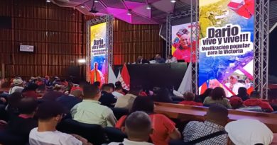 Realizan Conversatorio Retos y Desafíos de movilizaciones políticas en Venezuela