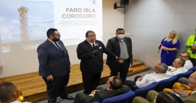 Instalación de faro en fachada atlántica del Esequibo garantiza seguridad de navegantes