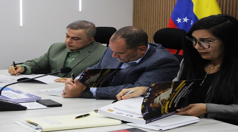 Firman Protocolos para transformar el Sistema de Justicia del país
