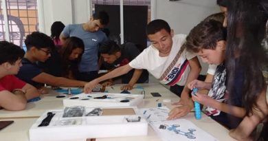 Taller sobre IA acerca a estudiantes al mundo de la ciencia en Falcón
