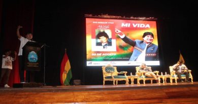 Evo Morales presenta su libro autobiográfico “Mi vida: de Orinoca al Palacio Quemado”
