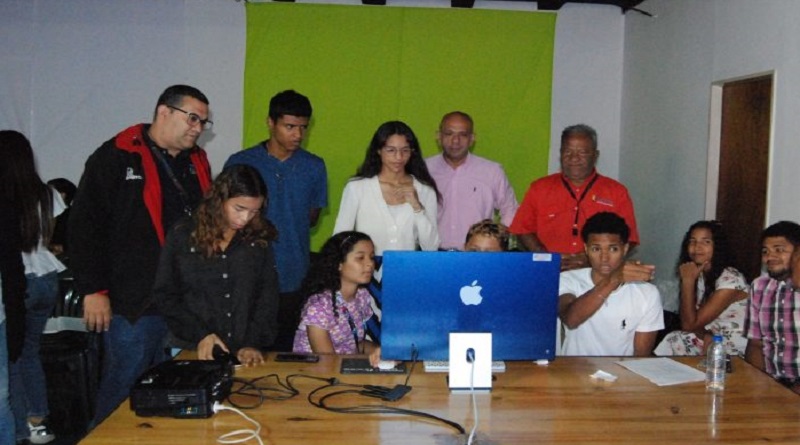 Emprendedores se forman en manejo de redes sociales con Inces