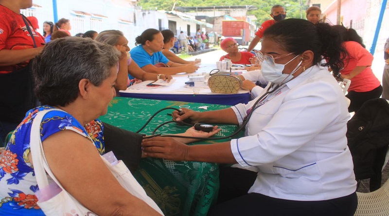 Más de 800 adultos mayores son atendidas en jornada de salud en Turmero