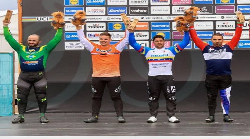 Atleta Carlos Marinque obtiene medalla de bronce en Campeonato Mundial de BMX