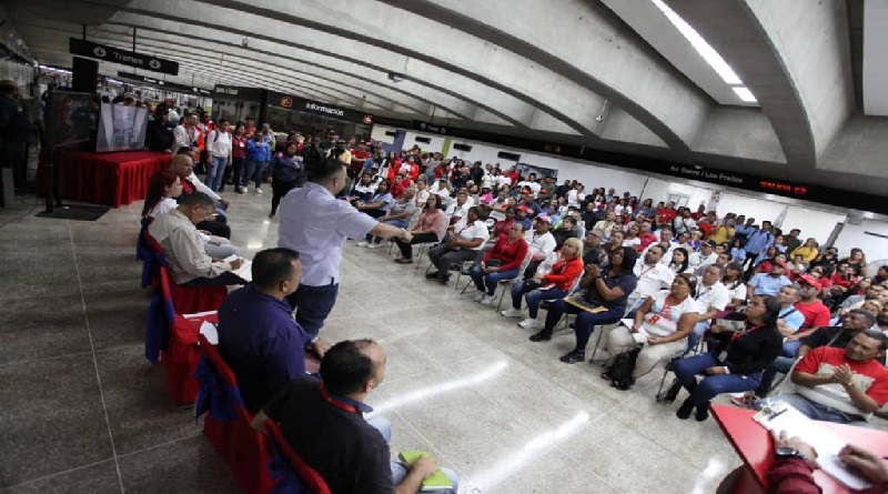 Revisan avances de Plan Metro se Mueve Contigo en Caracas