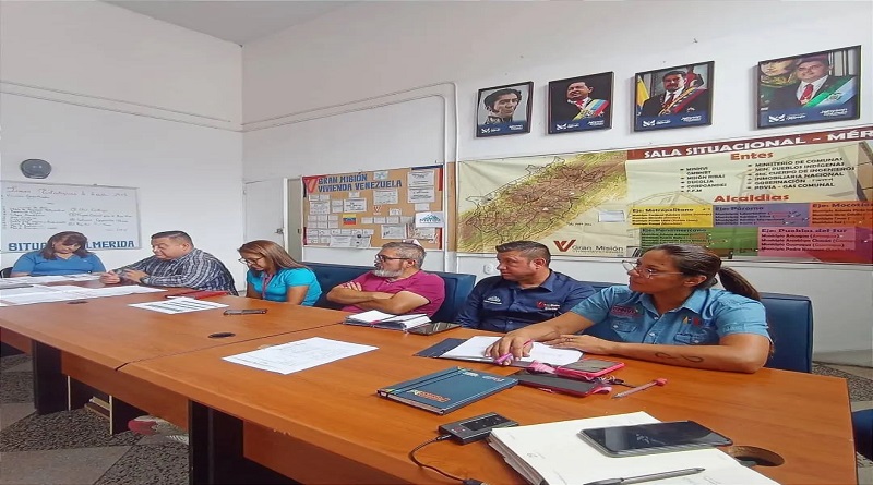 Órgano Superior de Vivienda revisa avances en construcción de hogares en Mérida