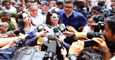 Revolución Ciudadana gana como fuerza más grande en congreso de Ecuador