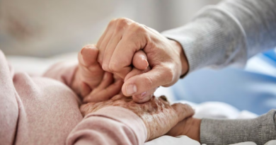 Estos son los hábitos que dañan la salud después de 60 años