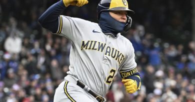 William Contreras despacha su jonrón número 14 de la temporada
