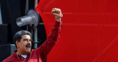 Jefe de Estado Nicolás Maduro arriba al país tras histórica gira
