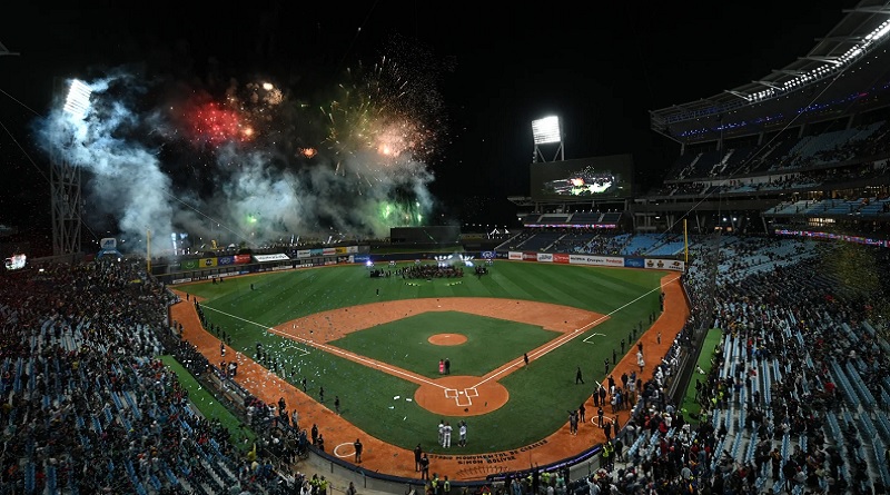 Omar Vizquel invitó