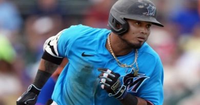 Luis Arráez triplica en triunfo de Miami