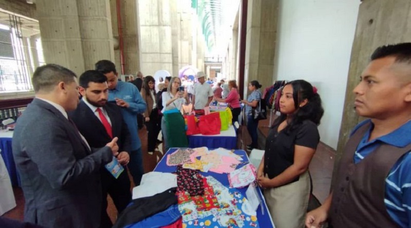 Escuela de Emprendimiento Inces celebra primer aniversario con feria en la GAN